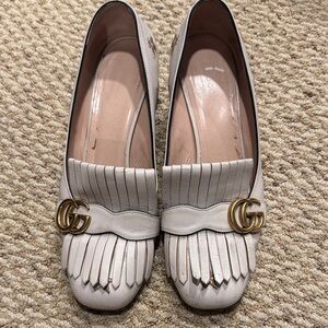 Gucci Cream Leather Loafers with Gold Detail